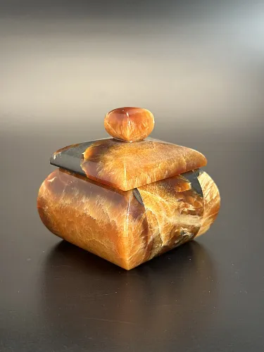 Симбирцитовая шкатулка 