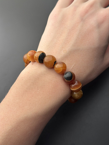 Симбирцитовый браслет на резинке