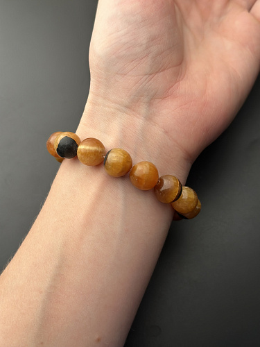 Симбирцитовый браслет на резинке