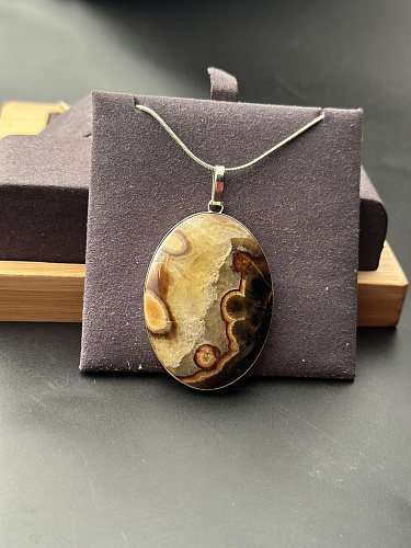 Симбирцитовый кулон в серебре