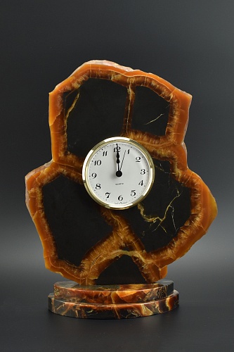 Часы на симбирцитовом спиле 35х27х7 см