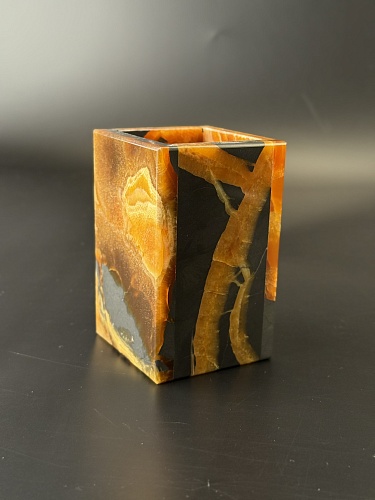 Настольный стакан для ручек 