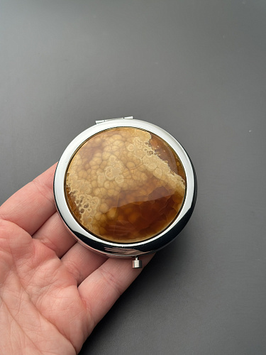 Симбирцитовое зеркало