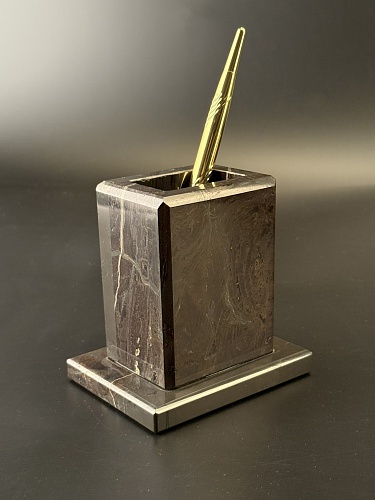 Настольный стакан для ручек из окаменелого дерева