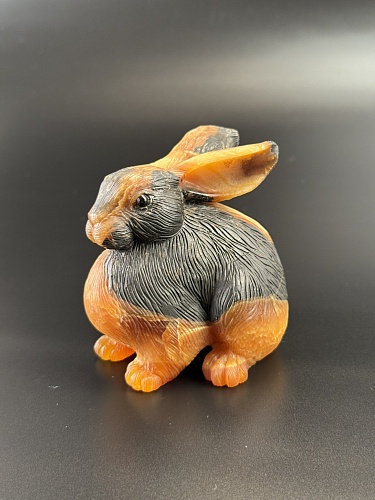 Резной кролик