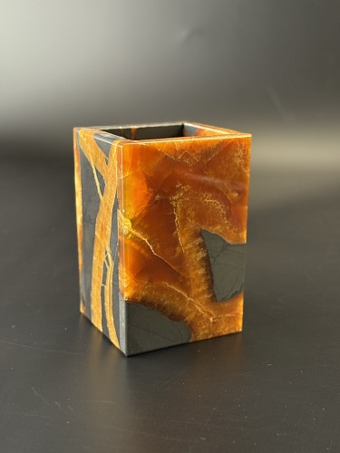 Настольный стакан для ручек 