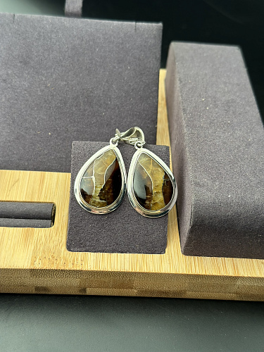 Серебряные серьги с симбирцитом