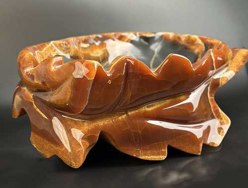 Резная ваза 