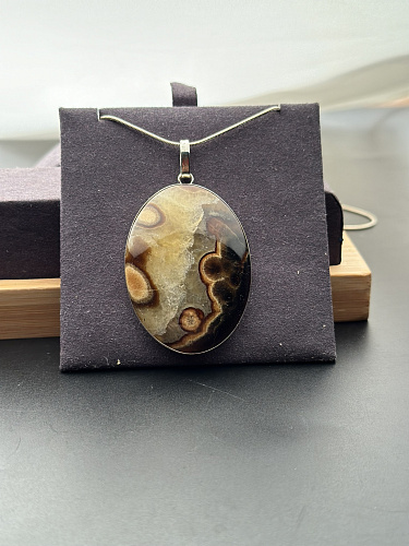 Симбирцитовый кулон в серебре