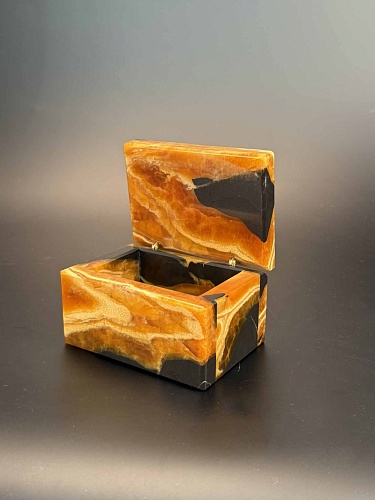 Симбирцитовая шкатулка 