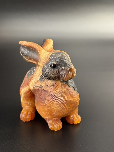 Резной кролик