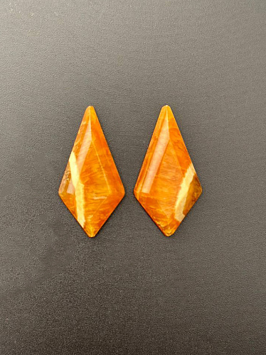 Симбирцитовый кабошон пара 33х17 мм