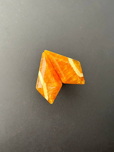 Симбирцитовый кабошон пара 33х17 мм