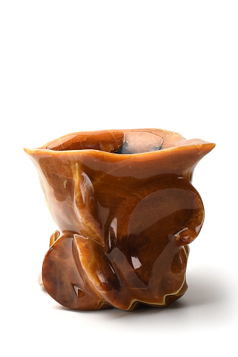 Резная ваза 23x22x18 см
