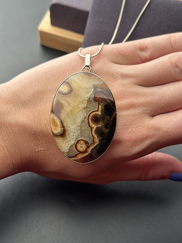 Симбирцитовый кулон в серебре