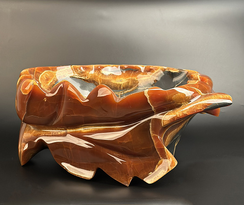 Резная ваза 