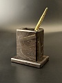 Настольный стакан для ручек из окаменелого дерева
